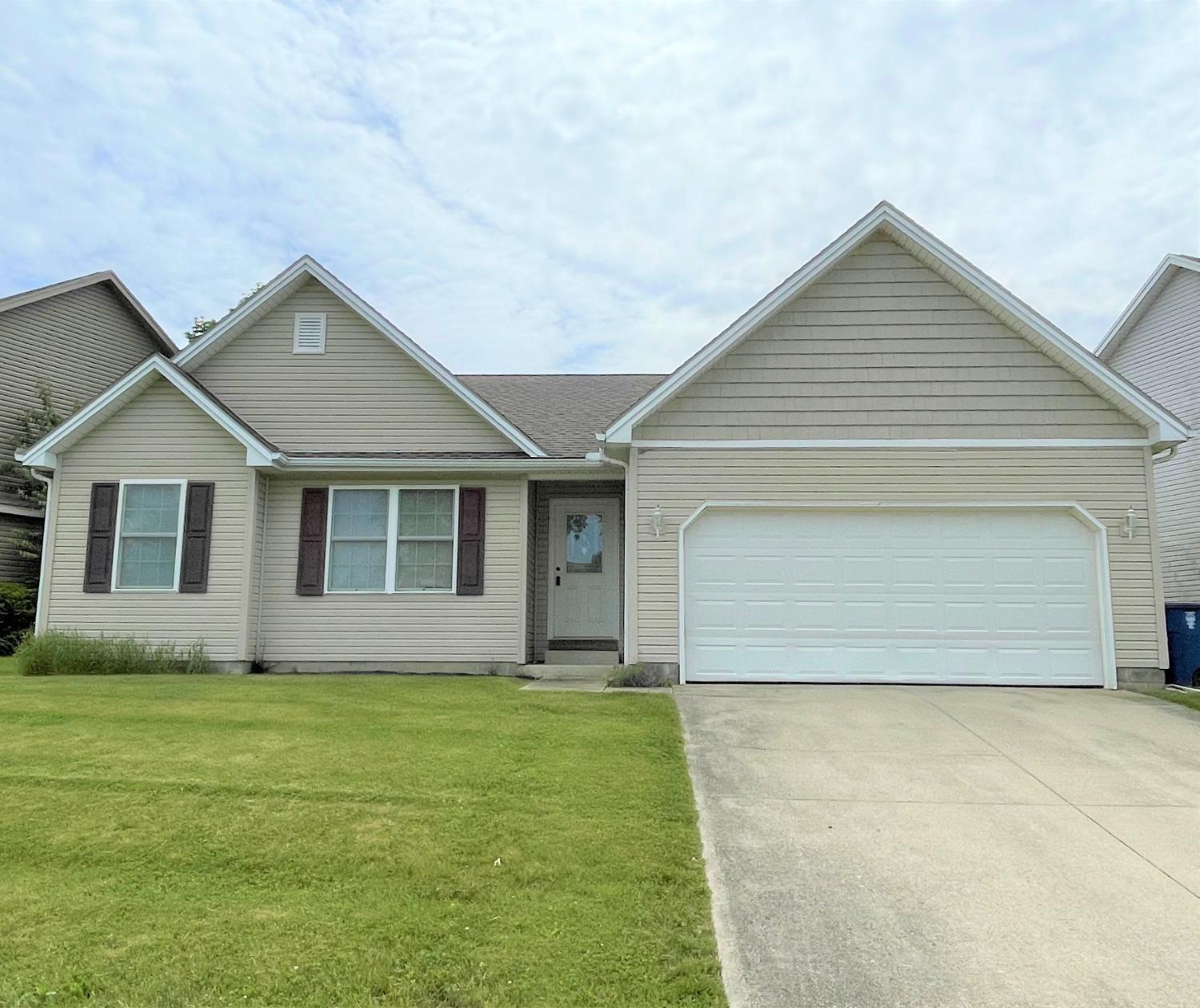 Photo 1 for 1489 Woodside Drive Wilmington, OH 45177