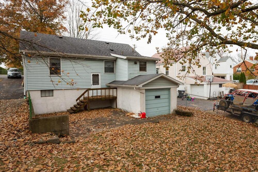 3874 Ebenezer Road SIBCY CLINE REALTORS®