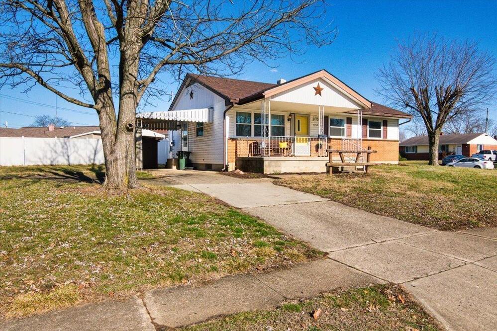 4150 Hammond Boulevard SIBCY CLINE REALTORS®