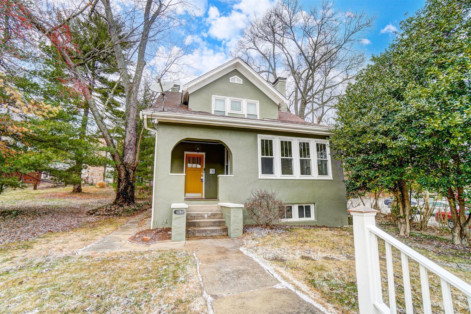 6254 Beechmont Ave SIBCY CLINE REALTORS®