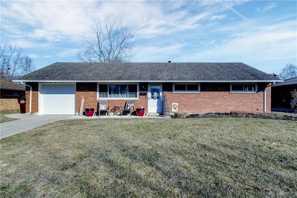 Photo 1 for 1621 Hillwood Dr Kettering, OH 45439