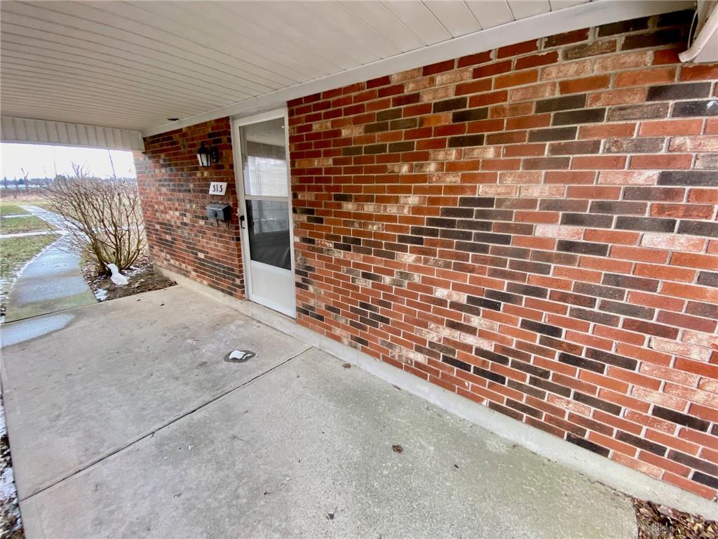 Photo 1 for 313 Chadwick Pl Fairborn, OH 45324