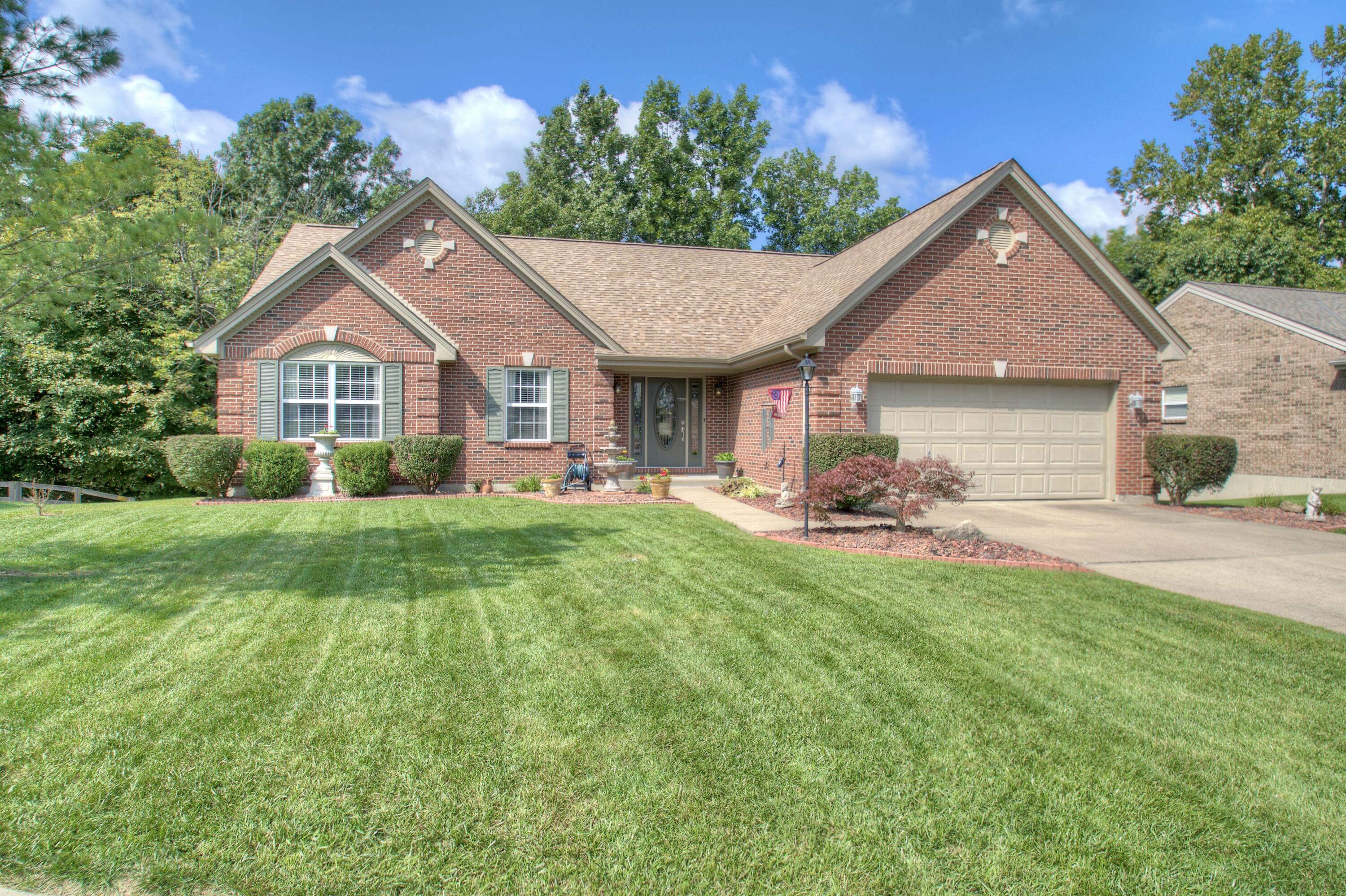 6394 Hawks Nest Court Sibcy Cline REALTORS   607902 1 