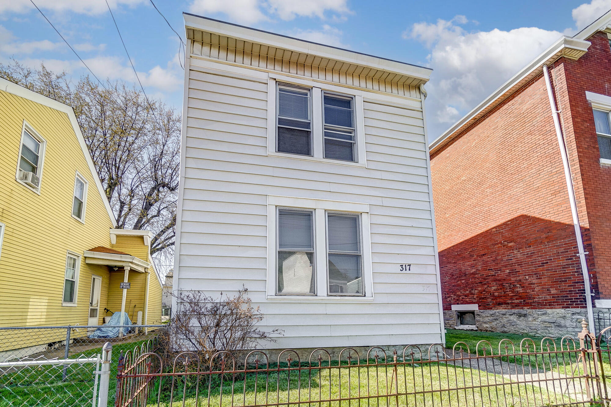 317 W 12th Street SIBCY CLINE REALTORS®