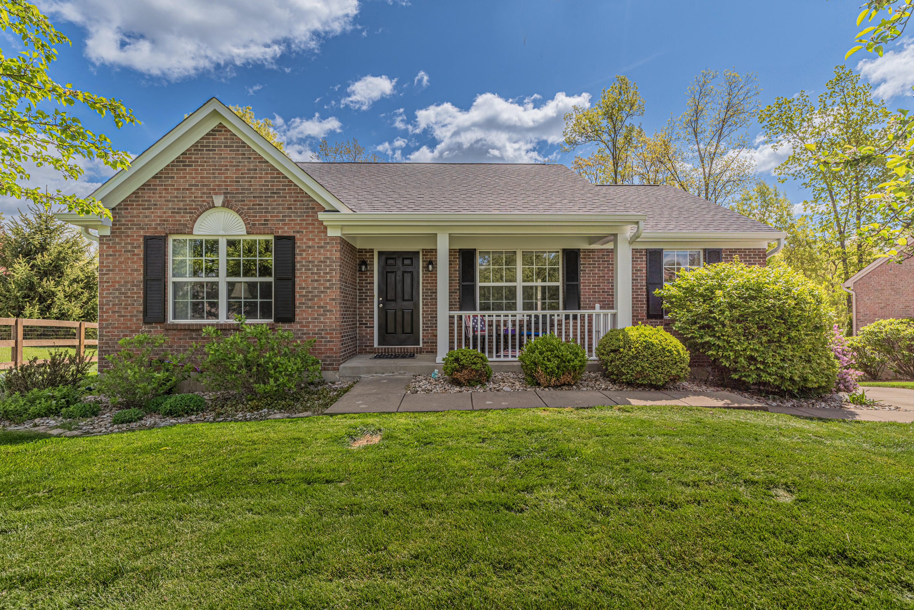 2804 Burnside Drive | SIBCY CLINE REALTORS®