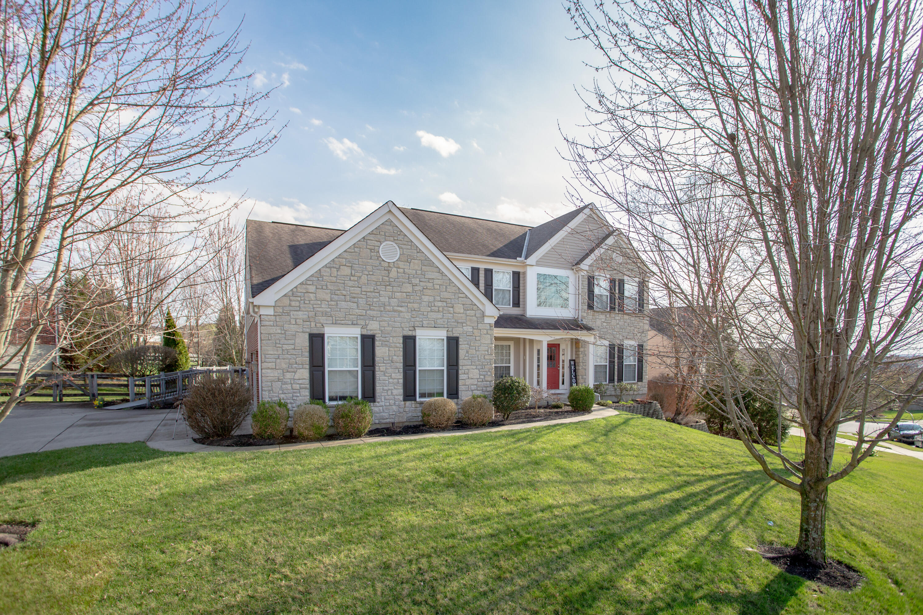 1401 Stoneyhollow Court Hebron KY 41048 Sibcy Cline 1401 Stoneyhollow Court Hebron KY 41048 Sibcy Cline