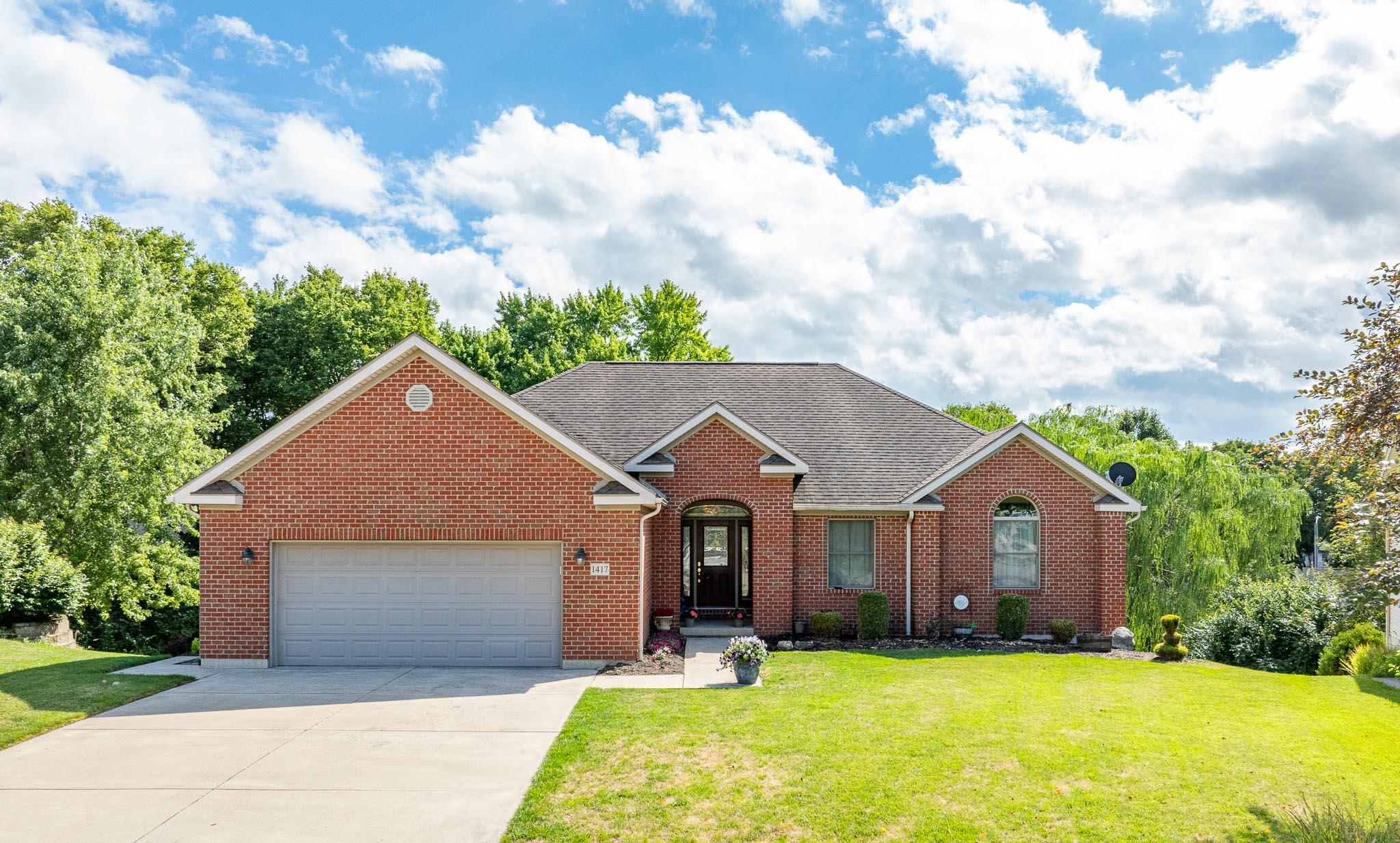 1417 Barberry Court Troy OH 45373 Sibcy Cline REALTORS® 1417 Barberry Court Troy OH 45373 Sibcy Cline REALTORS®